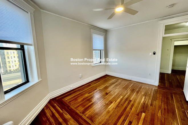 a - RIGHT BY BERKLEE, SO NICE Condo