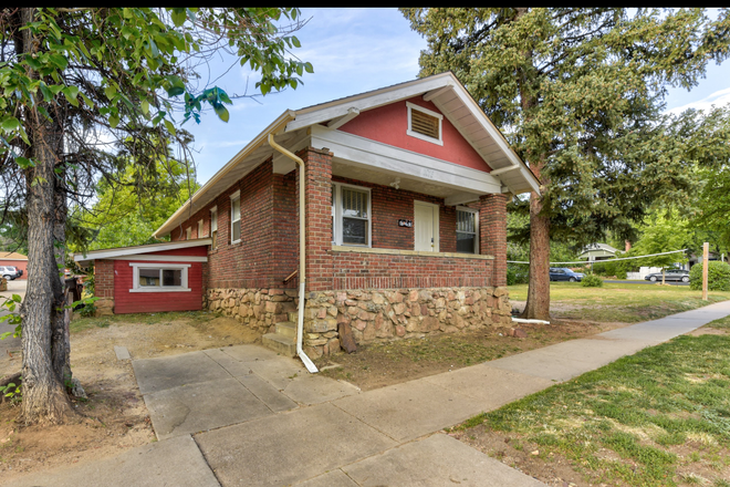 Street View - Single family home on College Ave