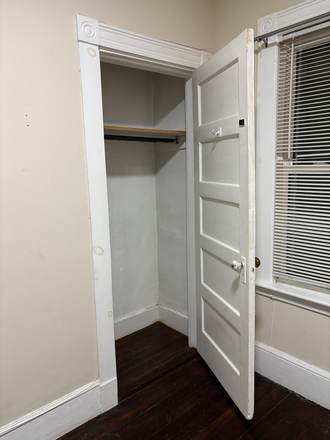 Closet - Private Bedroom, Free in-unit Laundry, Available for immediate move-in Apartments