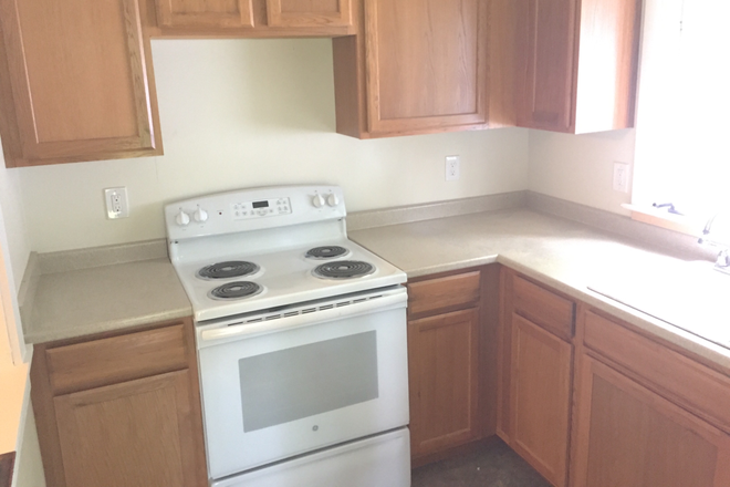 Kitchen - 6 bedroom house