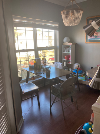 Kitchen - Full 1BR/1Bath Condo (10 min to MUSC), 15 min to Folly Beach, 4 months or longer