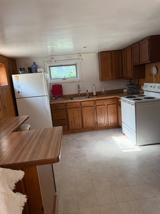 Kitchen - Lovely one-bedroom, garden-level apartment