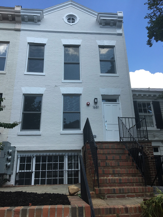 Exterior of Building - Fully Renovated FURNISHED Apartment, Close to Campus and Georgetown