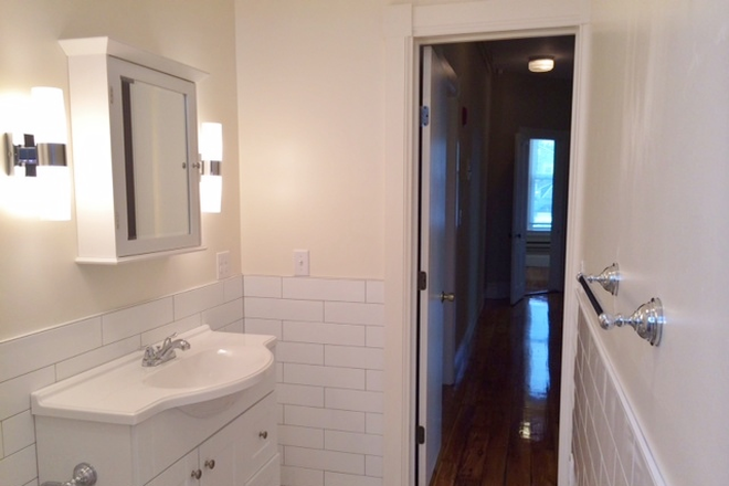 Image 3151433 - Avail July 1, 2027 Renovated  apartment in the center of town, large windows, eat in granite kitchen