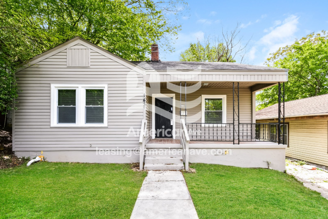 House (Front) - Room for rent House