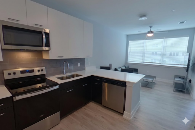 Entrance Area - Park Place at Tampa Apartments