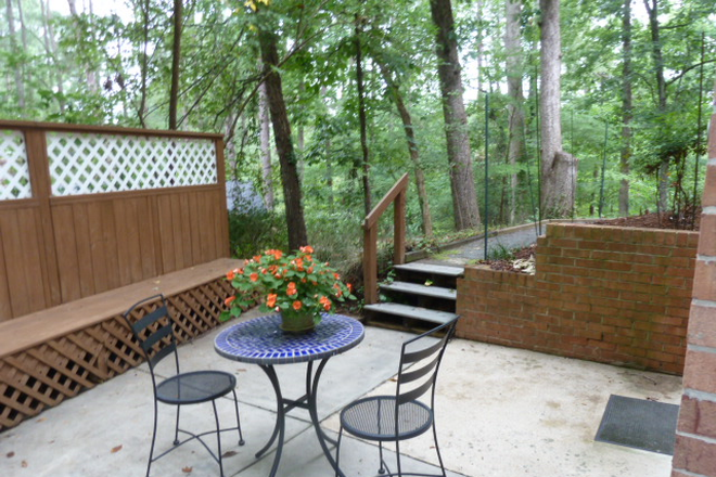 Patio - Studio Apartment  in Lake Forest