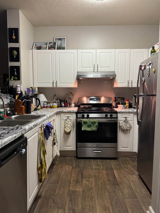 kitchen - MAA Briarcliff Apartments