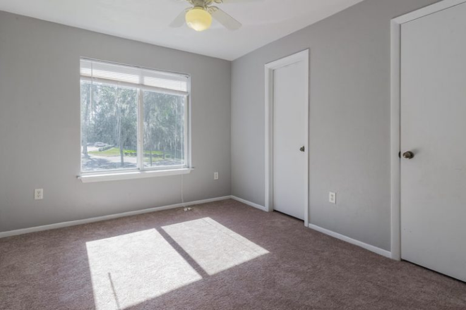 Picture of the bedroom - Countryside At University - Hugh House