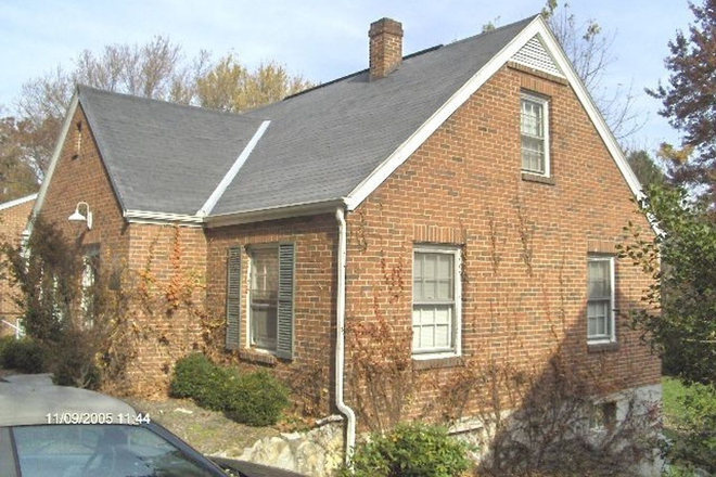  - 3 Bedroom 1 Bath House