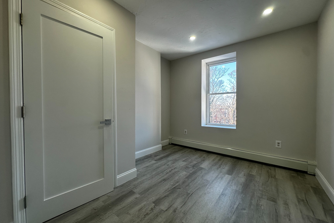 Bedroom - Walk to Berklee! | Fully Applianced Kitchen | Open Concept Living Apartments