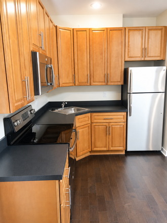 Kitchen - 4 Bedroom 4 Bath Apartment Steps from Drexel and UPenn. In Unit Laundry. Garage available on request
