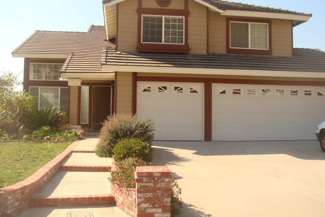 outside street view - BEAUTIFUL 4B HOUSE FOR RENT