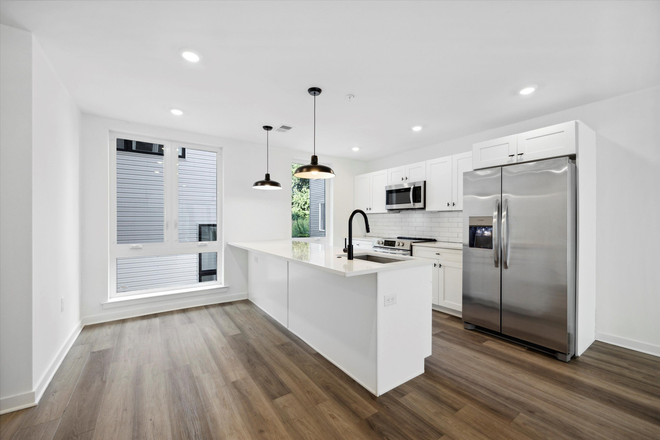 UNIT D - 1514 Master St Apartments