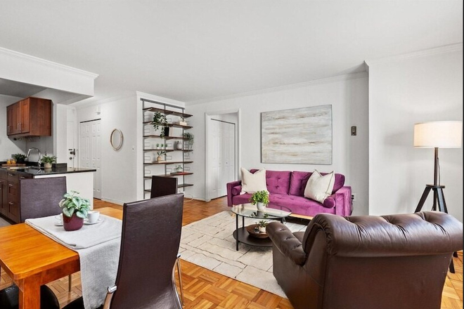 Family Room - Spacious 1BR Condo in Quiet Neighborhood Close to Metro