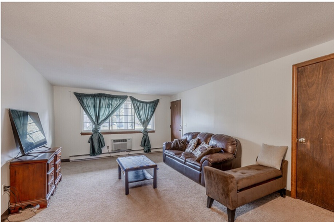 Living Room - Lantern Court Apartments