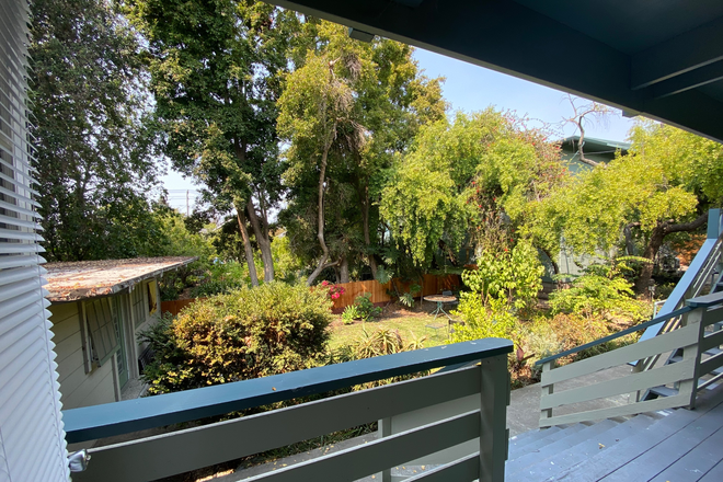 entry way facing  yard - 1BD/1BA  apartment , garden , near  BART, parking special