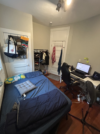 Bedroom with full size bed - Private room available in Mission Main!!! Apartments