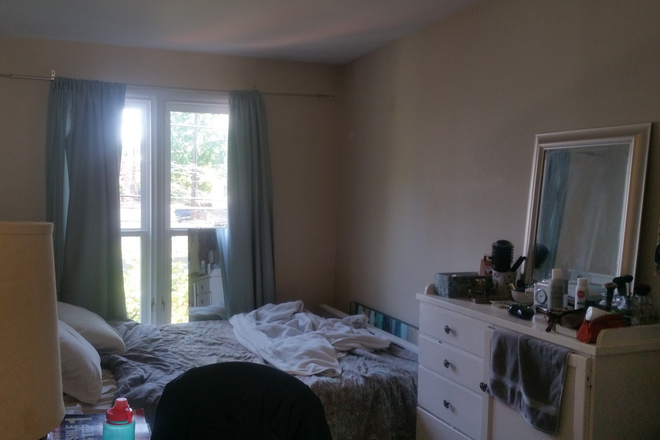 bedroom1 - A Spacious House Furnished Near Georgetown for Y2026-27 school year: 6br/3ba