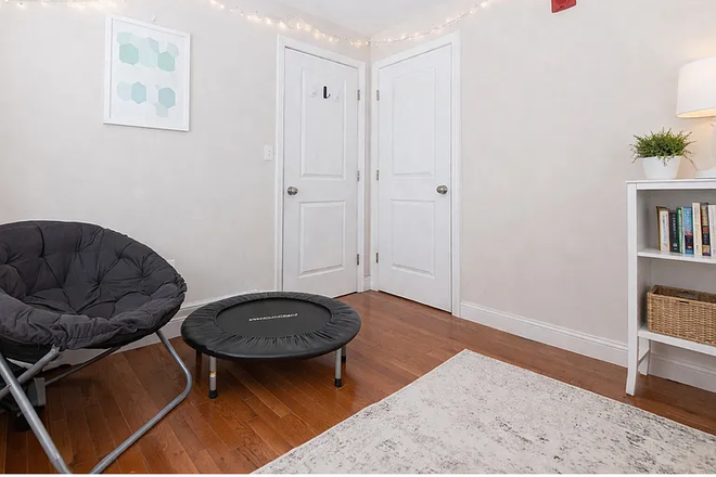 Bedroom - Apartment in Wayland Square next to Whole Foods