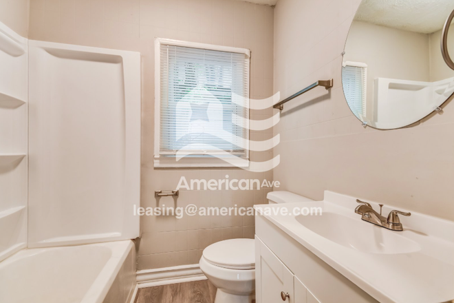 Bathroom - Room for rent House