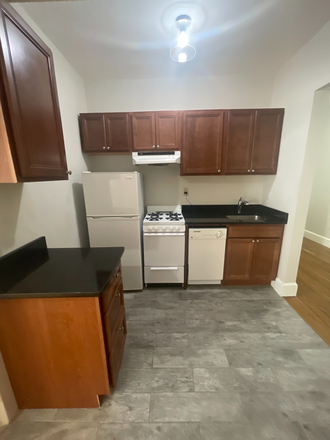 Kitchen - Hemenway St 2 Bed Fenway Apartments