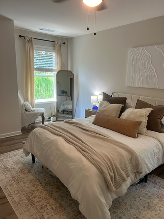 bedroom for rent - Ivy Hill Cottages Apartments