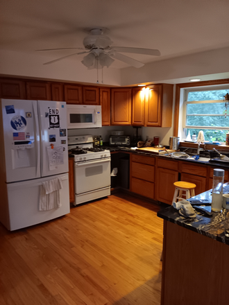 kitchen - Appletree Point Room House