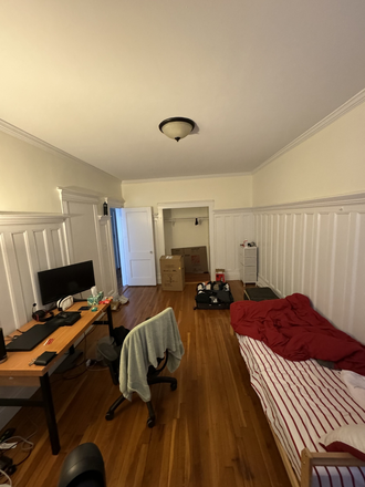 bedroom(2) - Furnished Single Close to Riverway T Stop (Lease term negotiable) Apartments