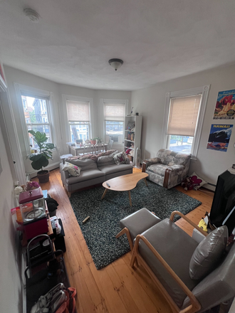 living room - Fantastic 4 bed just steps from Harvard Medical School Apartments