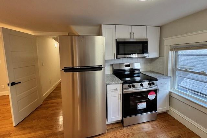 kitchen - Renovated one bedroom apartment located in Hope Village neighborhood East Side.