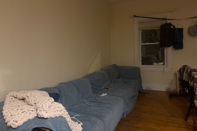 Living area - 96 s Willard st Apartments
