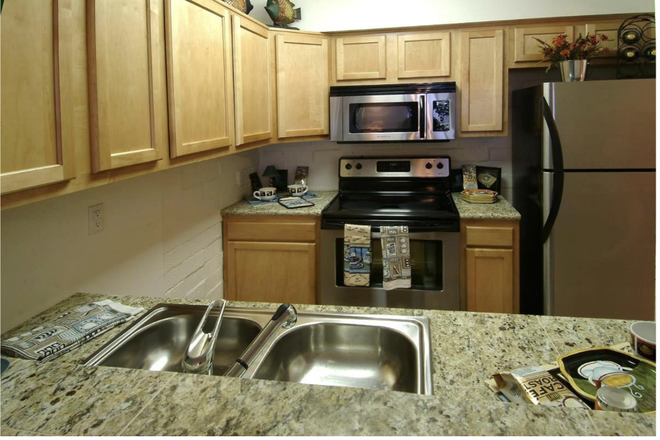 Kitchen - campus walk Condo