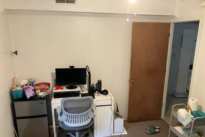 Bedroom view 2 - Spring 2026 Sublease, one room available (male only) in 4bed 2bath, 2104 JPA APT G