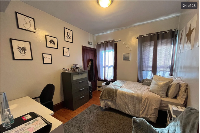 Bedroom for Lease (Picture from Zillow, previous tenant) - Mission Hill Spacious Apartment