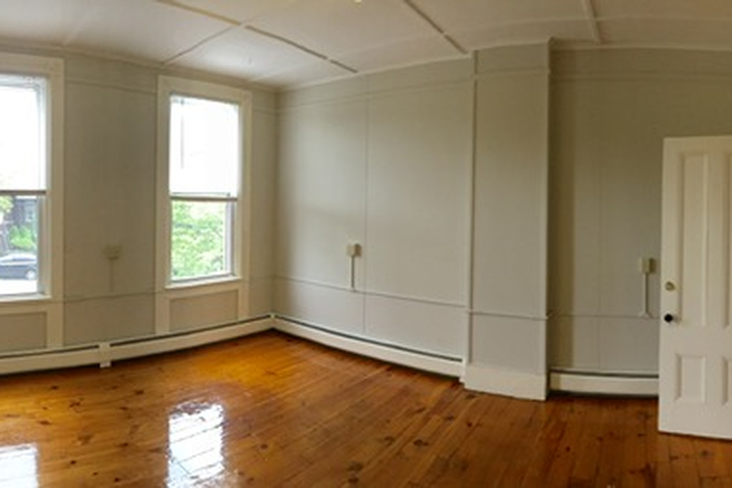 Bedroom - Huge bedrooms great for four people in the center of town Apartments