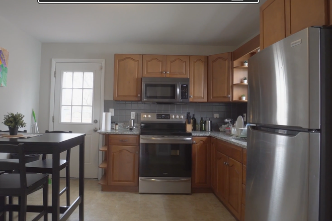 Kitchen - Room in Shared 3Bed1Bath House with Backyard and Terrace