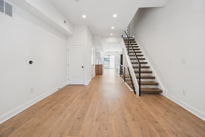 living toom - Completely renovated home with Roof Deck and yard