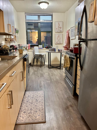 Kitchen - University View Apartments