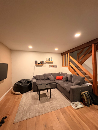 Living Room - Property close to Campus/Pearl Condo