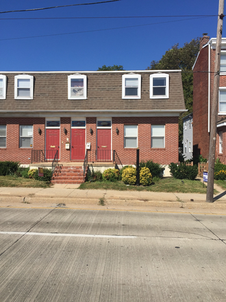 Front - 255 E Market Street