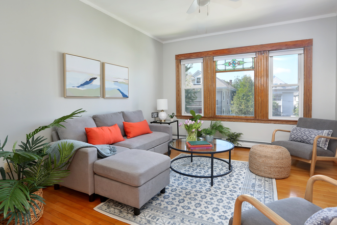 Living Room - Bright Spacious 3 Bdrm Apt - Prime Location - Includes Gas + Electric + Water + Parking Space