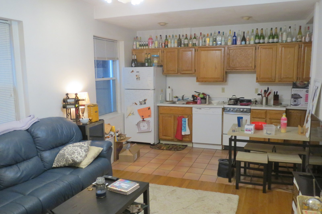 Kitchen - 3 Bed Available 9/1/26! *CONTACT NOAH 603-470-8181 Apartments