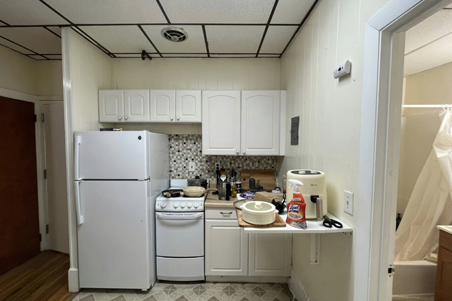 a - 2 big bedrooms with living area as well Apartments