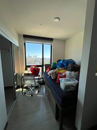 bed space - Lightview 2 bed 2 bath A (B2 bedspace [closest to the window]) Apartments