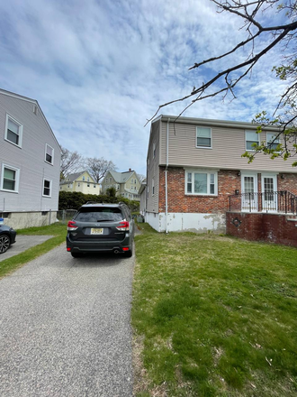 Parking and and driveway area - Private Room Near BC - Quiet Home with Free Parking & Laundry