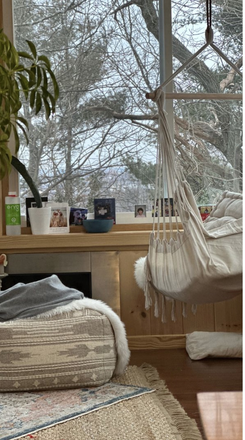 Sunroom - Beautiful hilltop haven, a bike ride to campus! House