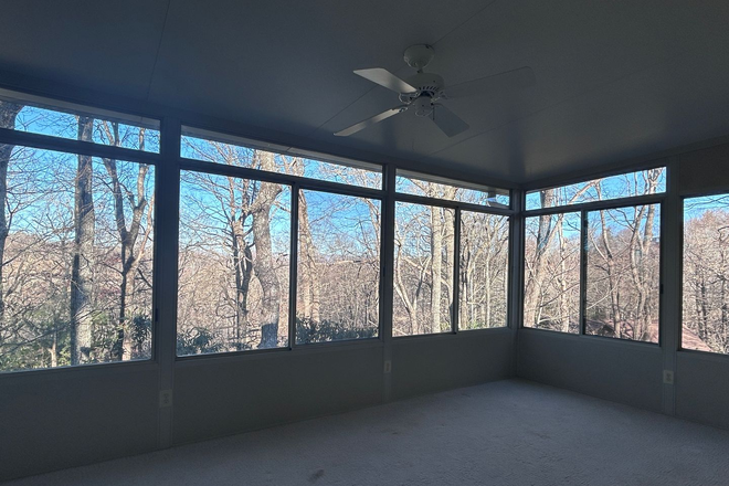 Photo - East Boone Beauty with Two Living Spaces & Fireside Charm House