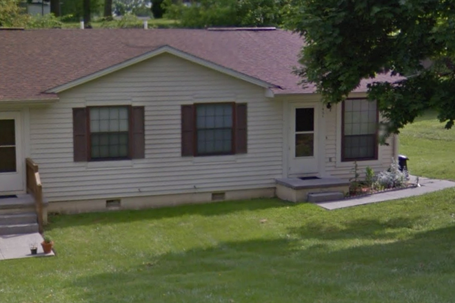 - 2 Bedroom 1 Bath Duplex