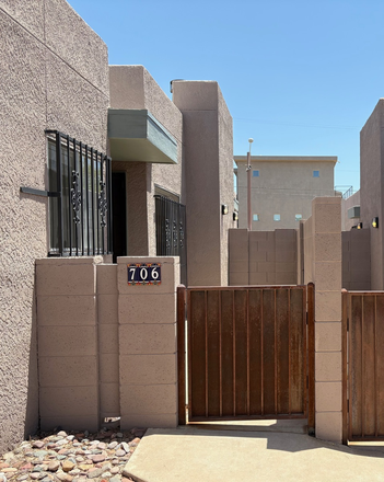 Entrance to patio and house - Linden Terrace Rental Homes